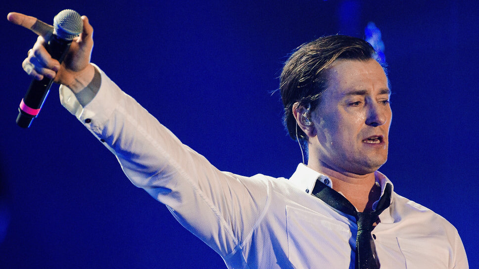 Сергей Безруков во время выступления.📷Фото: Илья Покалякин / Коммерсантъ