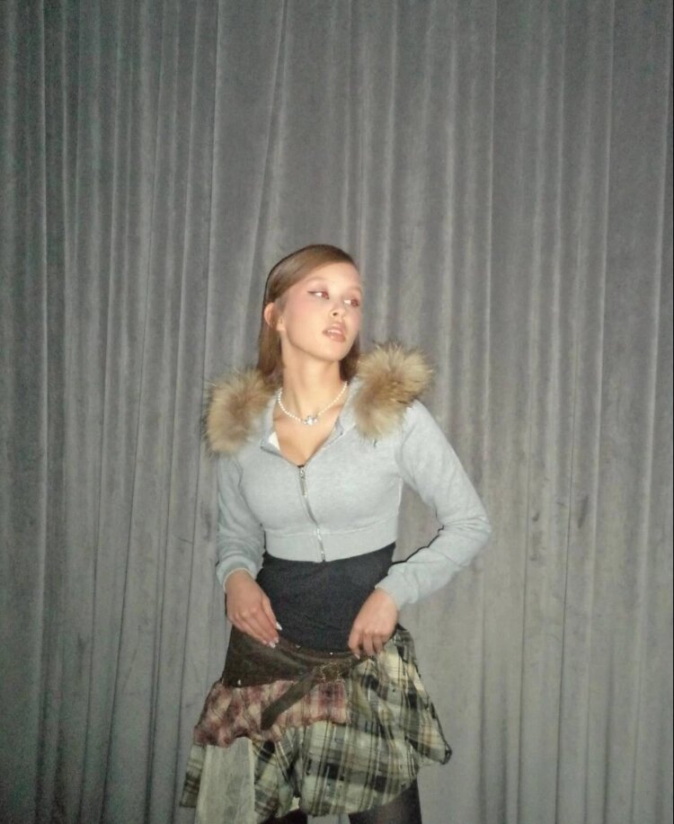 Анна Пересильд показала фото новой прически. Источник: Instagram (запрещенная в России соцсеть; принадлежит компании Meta, признанной экстремистской организацией и запрещенной в РФ)📷
