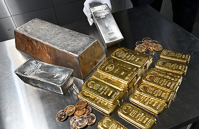    REUTERS/Angelika Warmuth