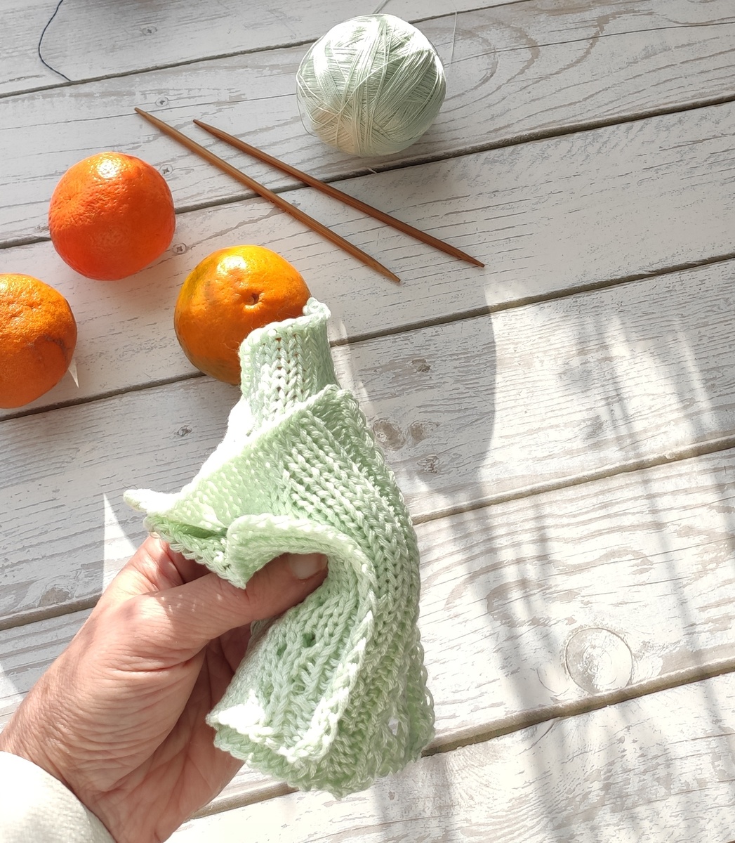 Три образца одного узора. Фото автора канала "Хобби (вязание спицами) и другие развлечения"