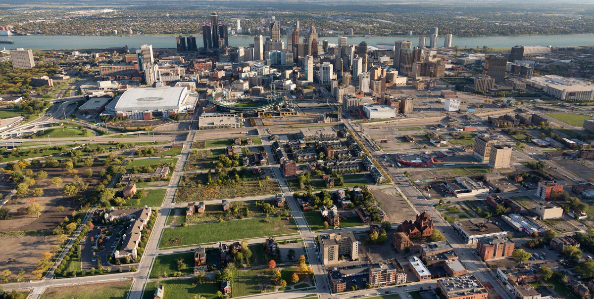 Детройт в 2014. Видно заброшенный пригород