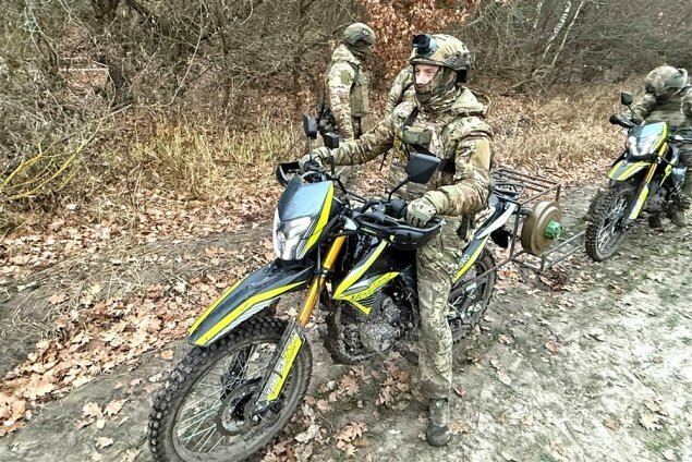     “Беҙ булмаһаҡ, кем?”