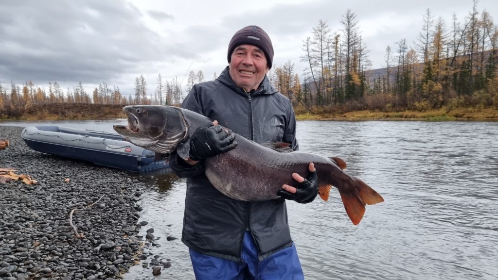 Рыбалка на Тайменя в Сибири