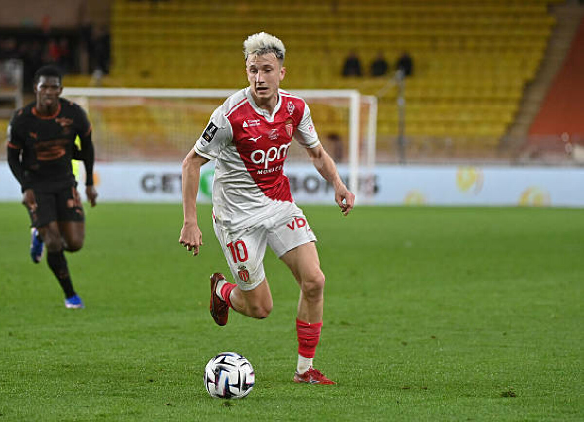     Во Франции прокомментировали игру Головина в поединке с «Ренном»