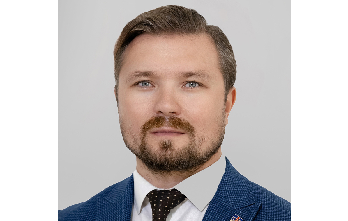    Рим Хазибеков  Официальный сайт Кембриджской международной школы