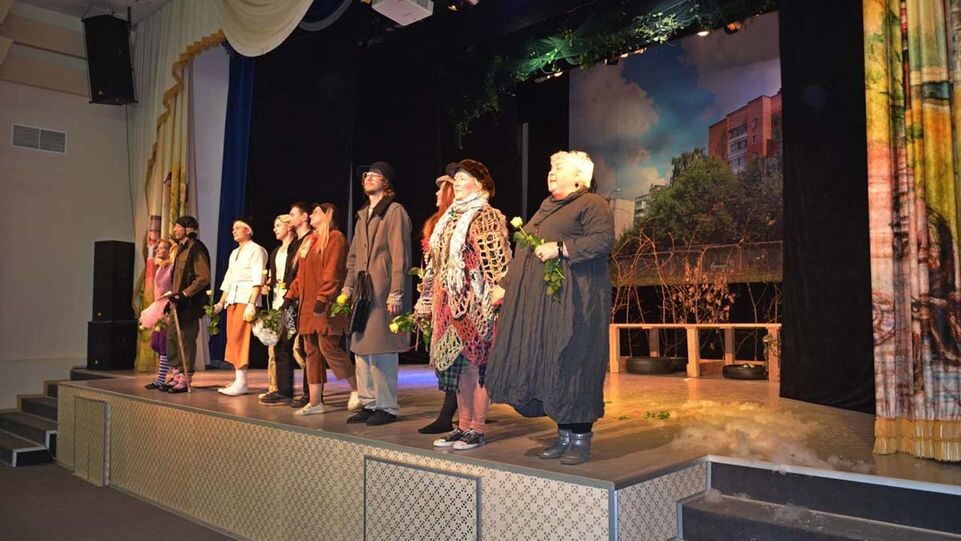    Спектакль "Собаки" Щелковского театра / Щелковский театр