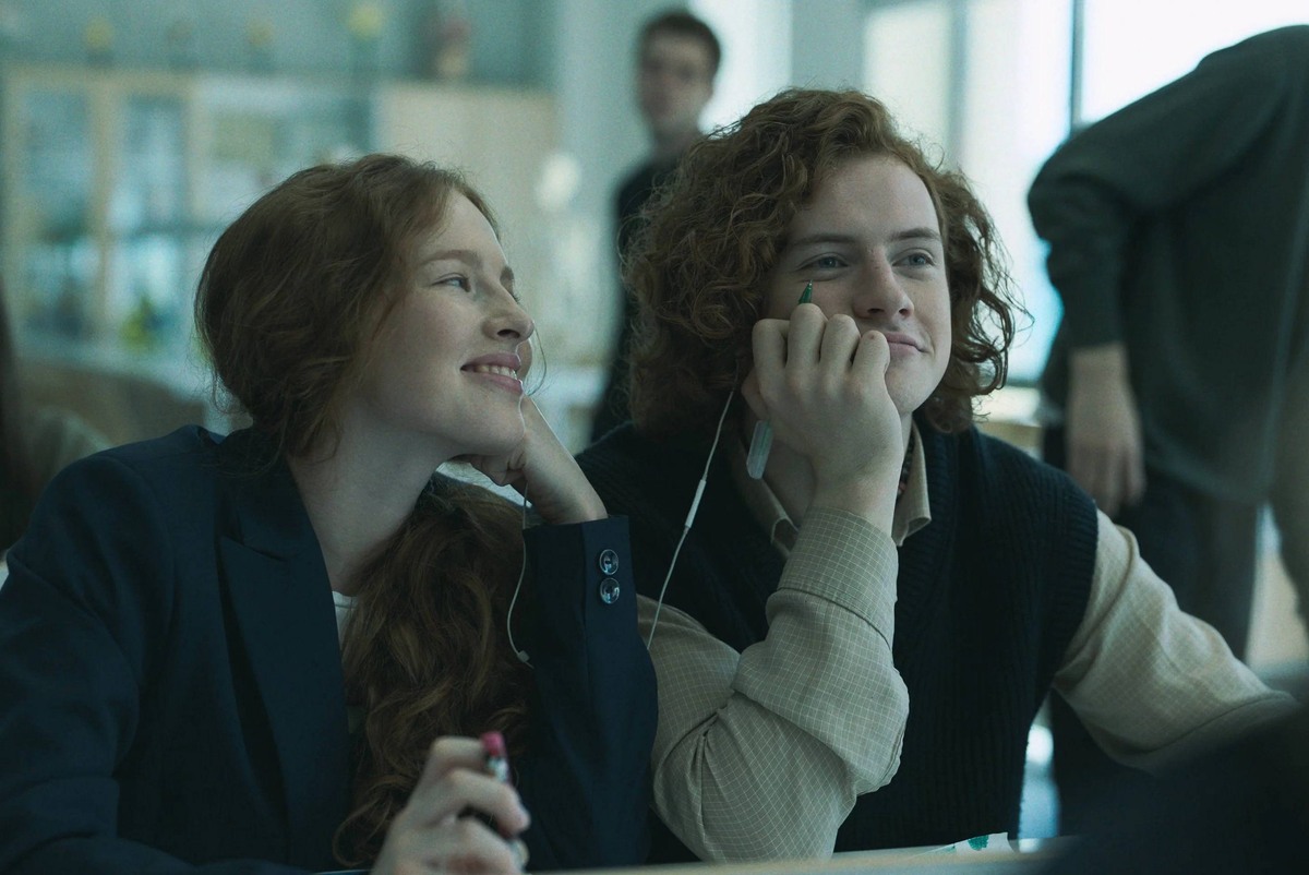    Кадр из сериала «Цикады»