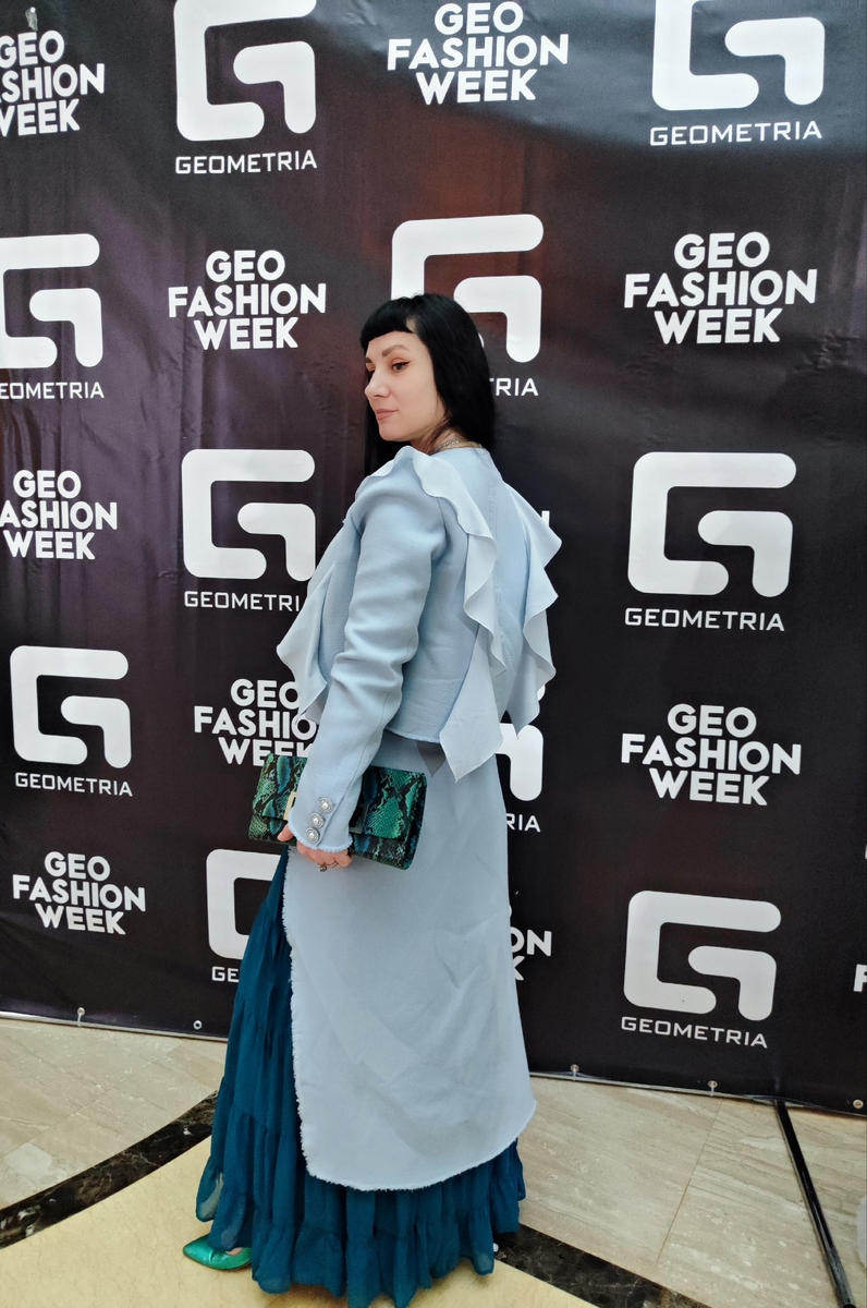 Очаровательная и прекрасная Елена Рубан