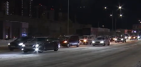     Пообщались с водителями после открытия автобусной полосы на Николаевском мосту