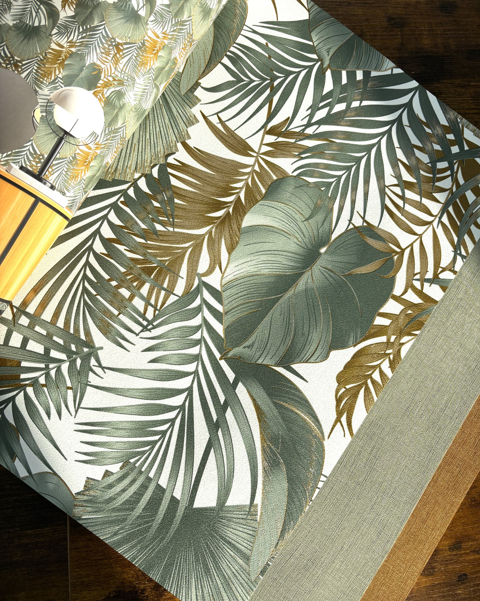 Сочный принт с тропическим акцентом.