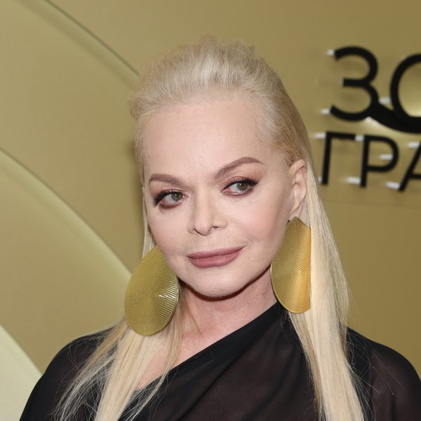     Лариса Долина переехала на съемную квартиру