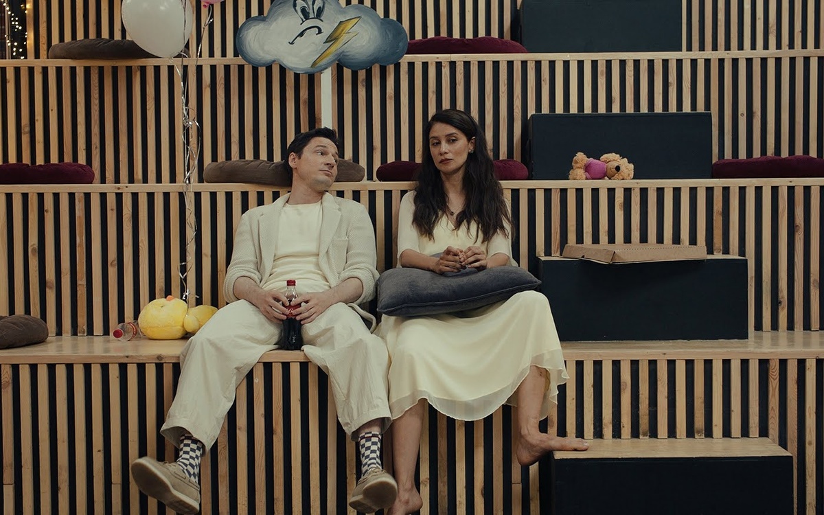 В актёрский состав второго сезона вошли Юлия Снигирь, Равшана Куркова, Артём Ткаченко, Данил Стеклов, Софья Эрнст, Марина Васильева, Валери Зоидова, Ростислав Бершауэр, Максим Матвеев и не только