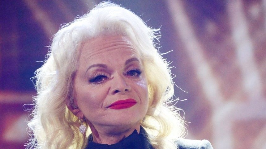 соцсети Лариса Долина