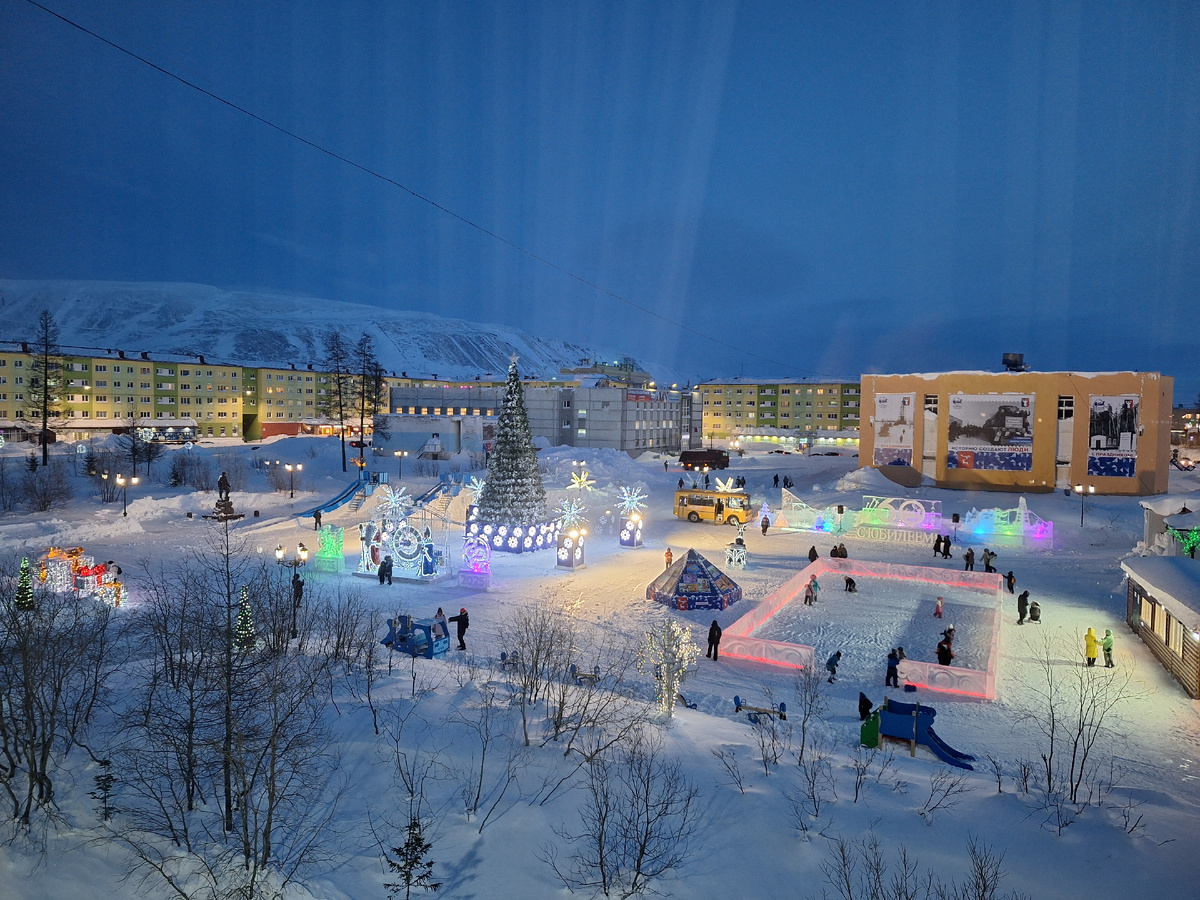 Центральная площадь Талнаха. Фото из личных архивов Юлии