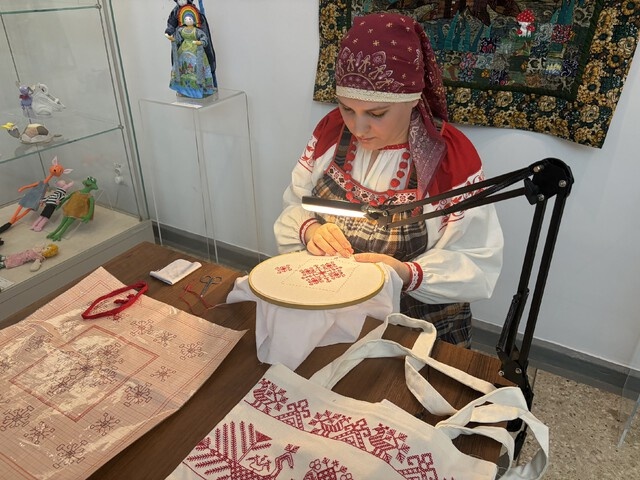 В Твери работает уникальная выставка, посвященная древним ремеслам Верхневолжья