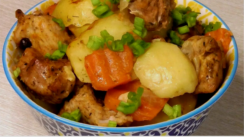 Готовлю мясо с картошкой в рукаве: простой рецепт для ленивых, час свободного времени и сытный ужин на столе