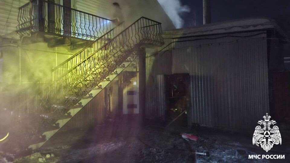    Место пожара . Источник: МЧС Кемеровской области — Кузбасса