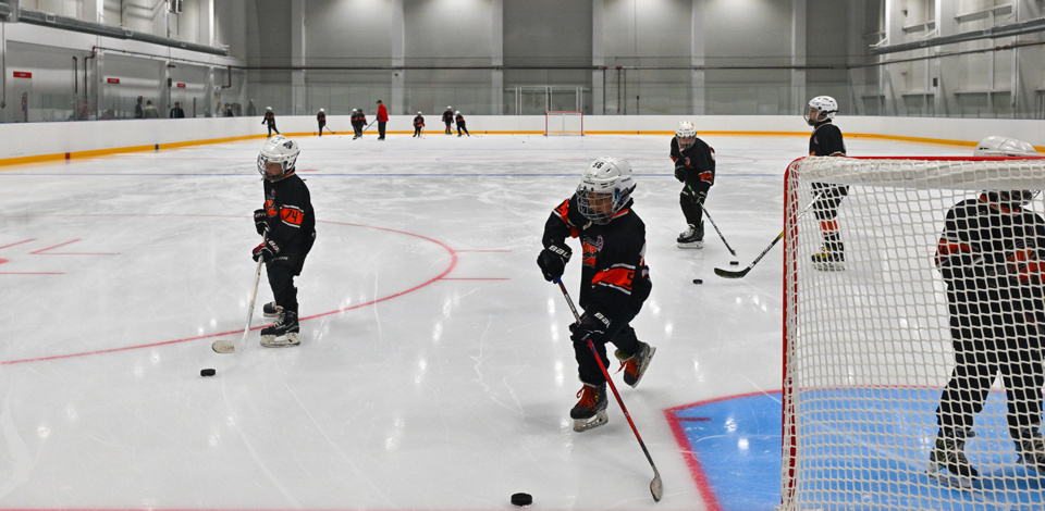     Владимир Ефимов: в 2025 году в Москве началось строительство 10 спортивных объектов