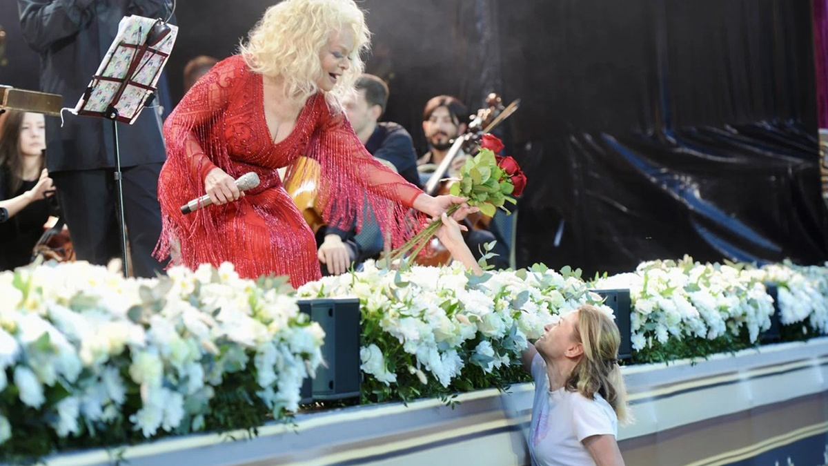 Концерт Ларисы Долиной в Домодедове собрал почти полный зал