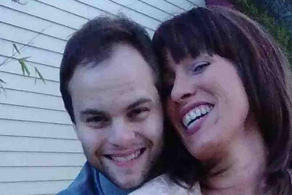 Бен Форд влюбился в свою биологическую мать Ким Уэст (Фото: The New Day)