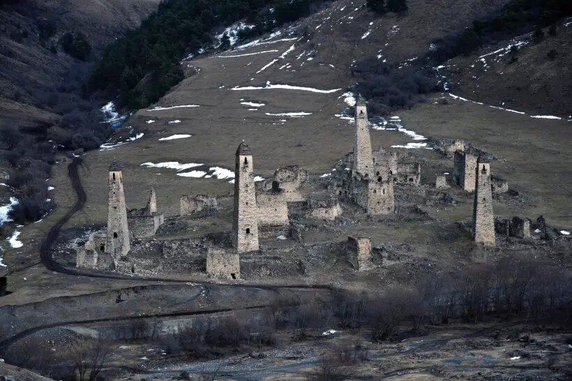     Историко-архитектурный башенный комплекс Таргим в Джейрахском районе Ингушетии. © РИА Новости. Саид Царнаев