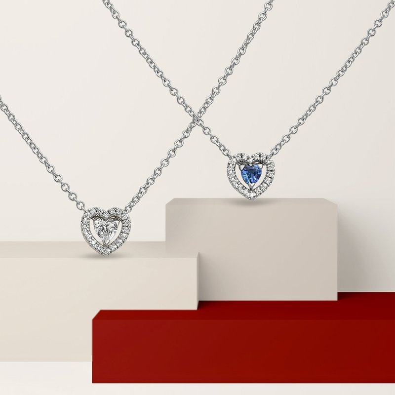 На фото: кулоны Casato Boutique