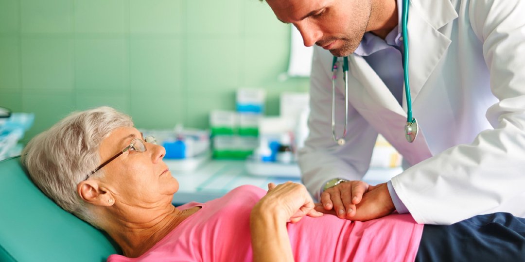 Стресс, недосып и мало движений. Гастроэнтеролог назвал 6 причин, из-за которых меняется поведение    кишечника в 50+