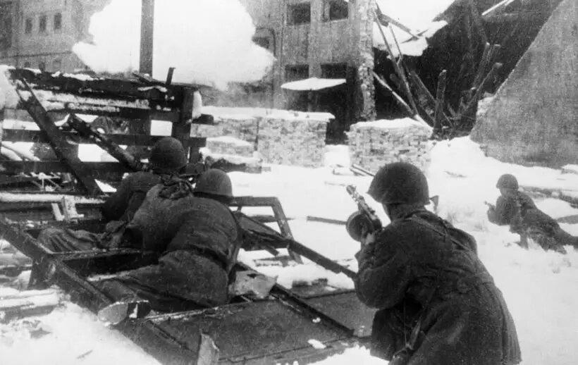  Сталинградская битва длилась ровно 200 дней и ночей   © РИА Новости. Яков Рюмкин