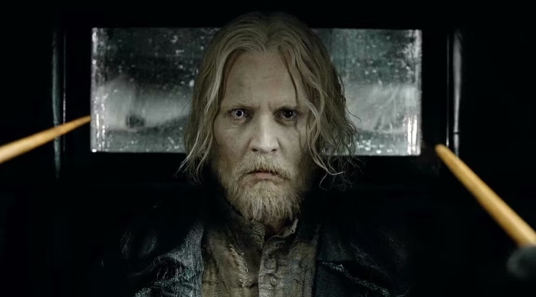     Джонни Депп, кадр из фильма «Фантастические твари: Преступления Грин-де-Вальда» (2018)