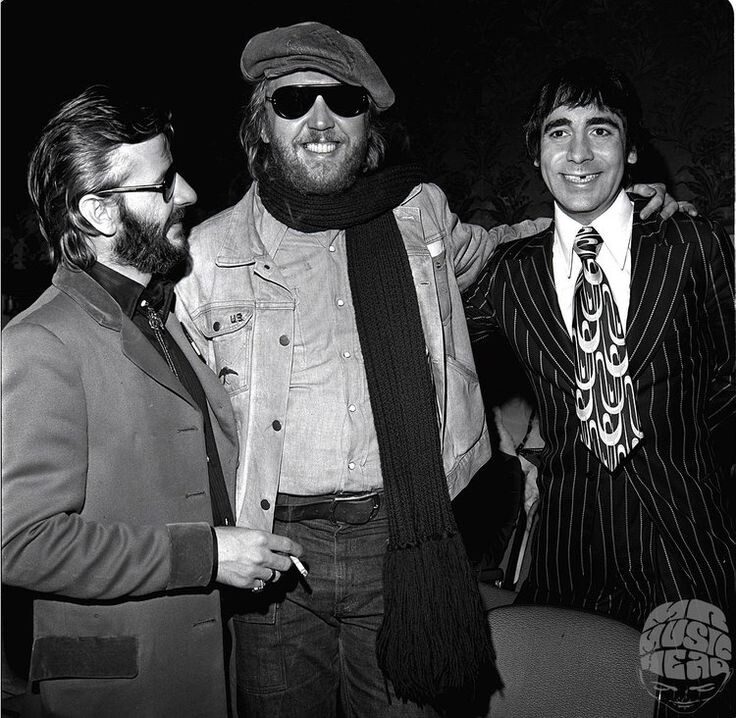 Ринго Старр, Харри Нильсон, Кит Мун в гостях у Джона Ленона/ 1974.