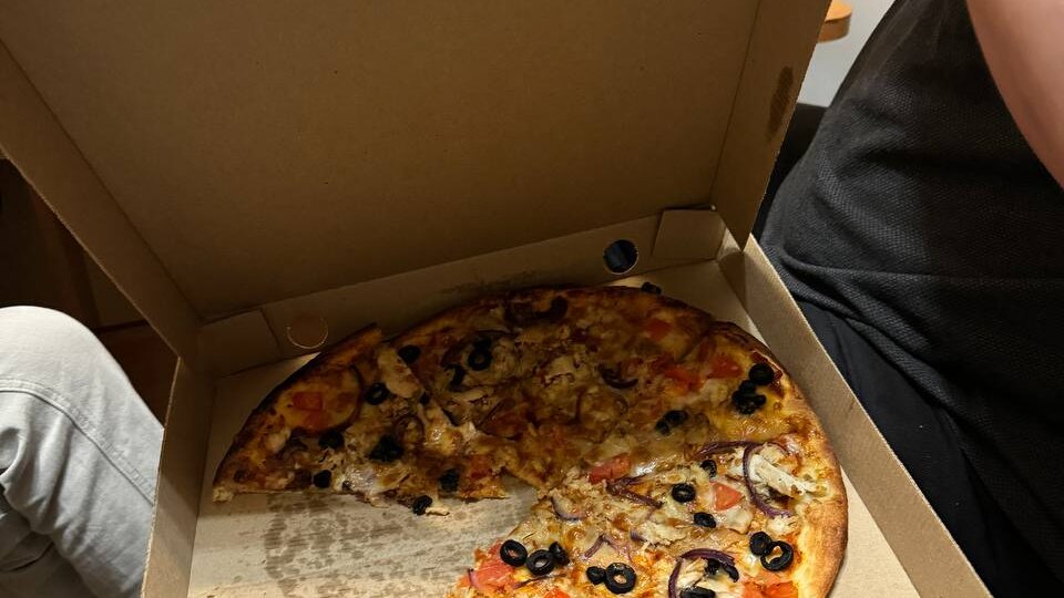 Сколько пиццы можно съесть, когда худеешь?