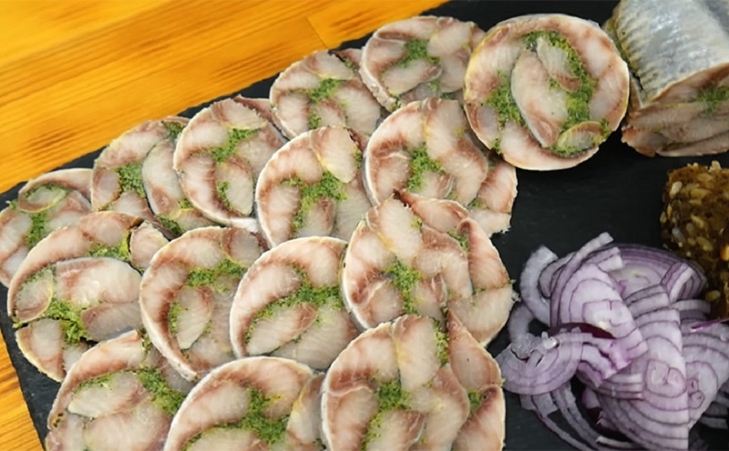 Атлантическое сало: ароматная закуска к празднику и для души