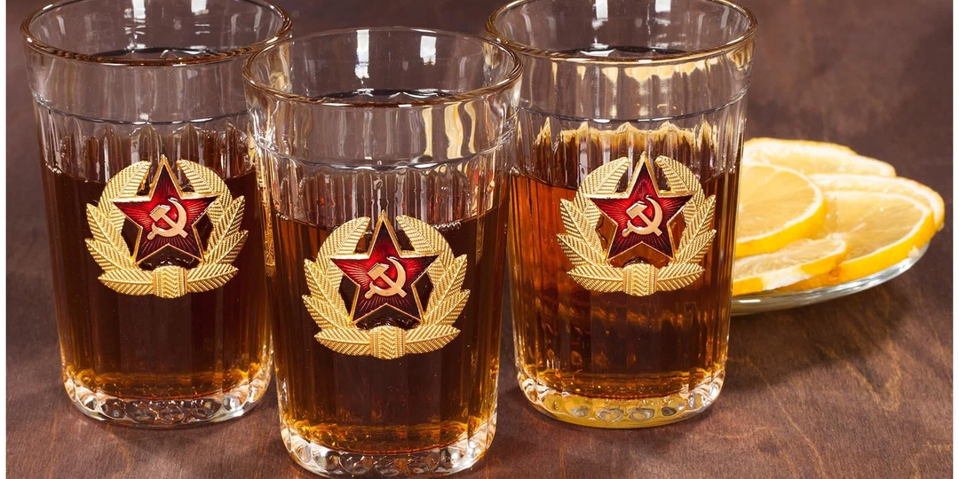 Западные инженеры не верили своим глазам: как простая советская стекляшка за 3 копейки выдержала то, на чем ломались лучшие станки Европы