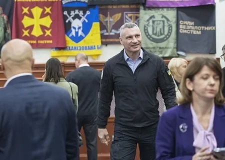    Кличко поблагодарил Зеленского за то, что его вновь начали приглашать на совещания