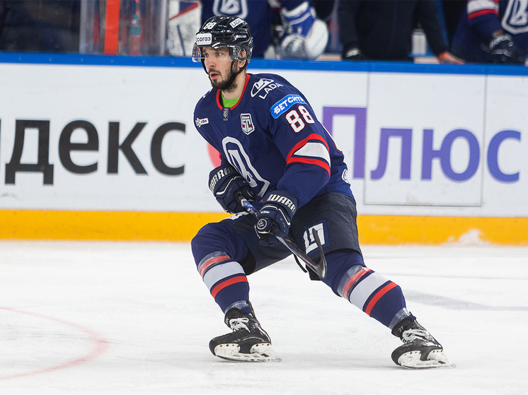     Никита Сетдиков. Фото: Андрей Холмов/ХК «Лада»