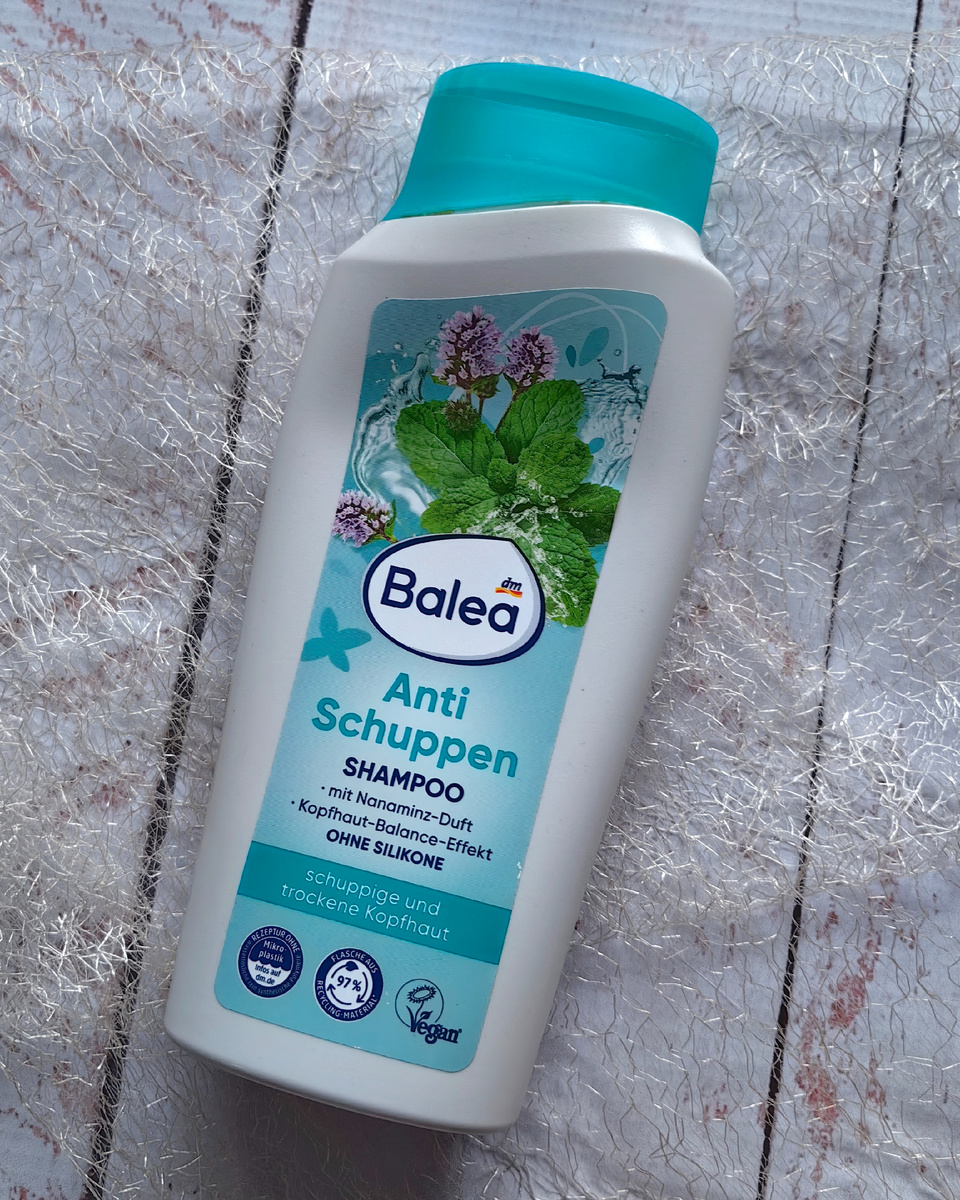 Шампунь от бренда "Balea" 