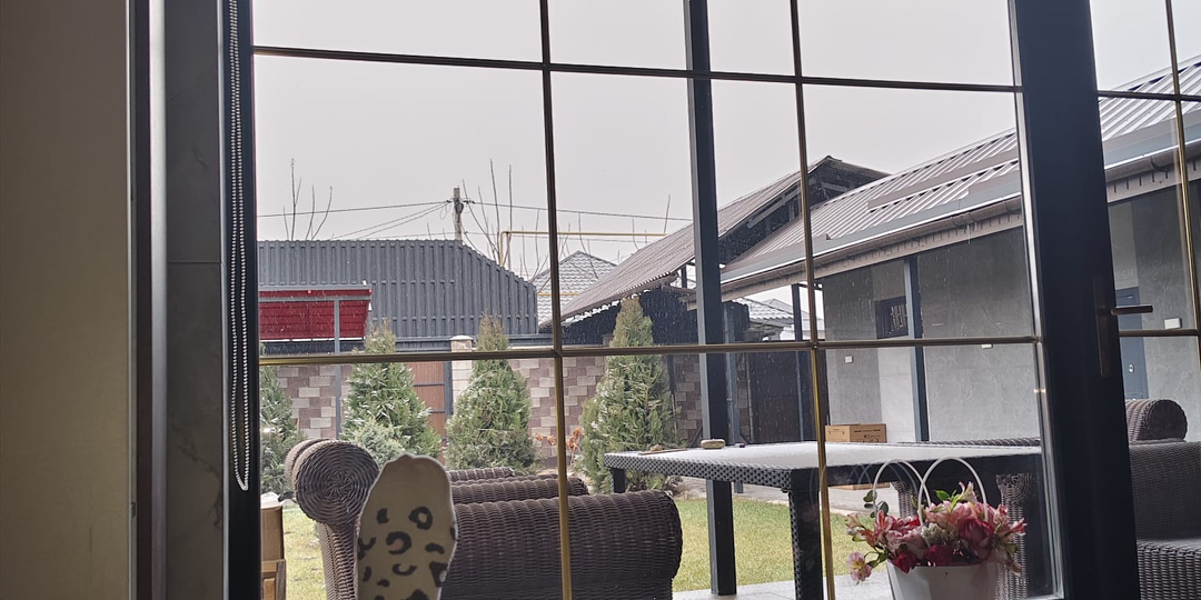 Пробую себя в роли арендодателя, консультирую по вопросам закупок и получаю пособие по безработице - как проходит второй месяц вольной жизни