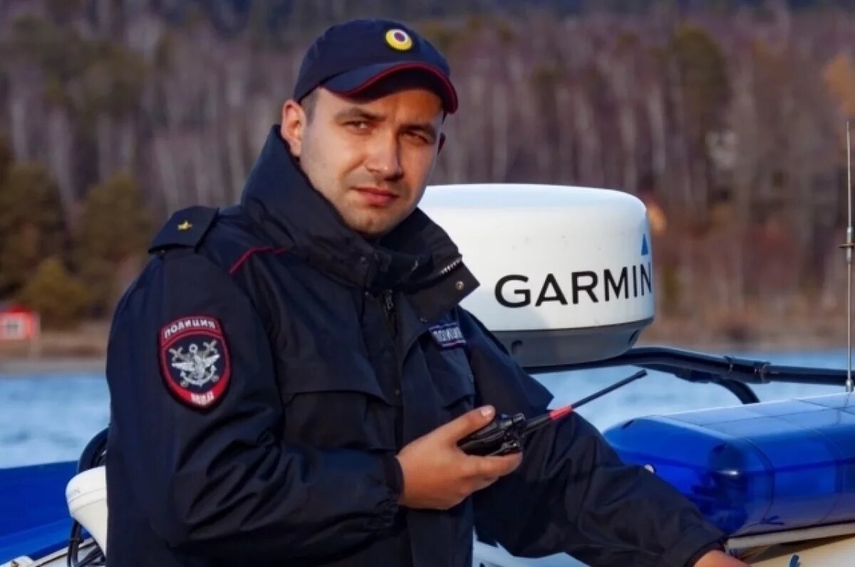    Алтайский полицейский стал лидером голосования Премии «Сотрудник года»