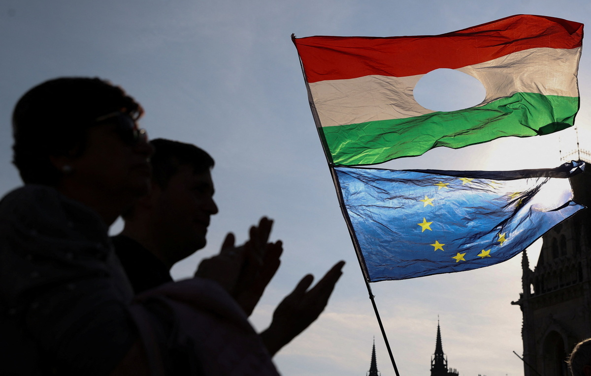 REUTERS/Bernadett Szabo