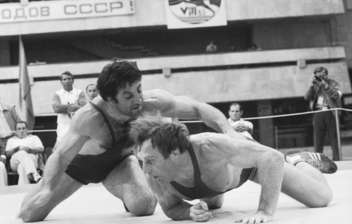    Михаил Саладзе (слева), 1983 год  Гиви Киквадзе, Михаил Чумин/ТАСС