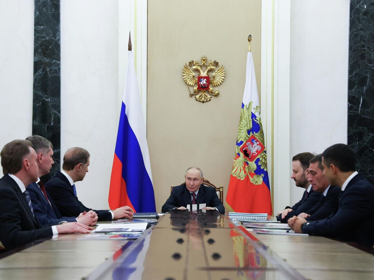    Путин на совещании по развитию химической промышленности | © Ruptly