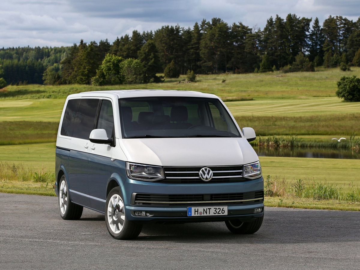    В собственность Оксаны Самойловой может перейти Volkswagen Multivan, купленный еще в 2018 году