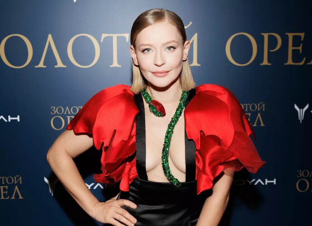    Юлия Пересильд, Аня Чиповская, Андрей Мерзликин и другие звезды на премии "Золотой Орел"