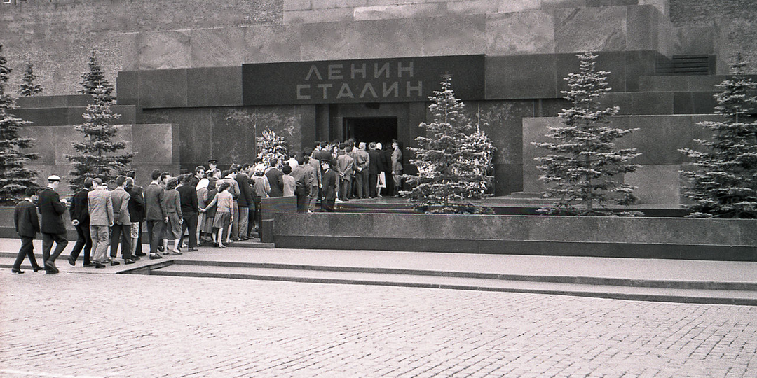 Ленин и Сталин в одном мавзолее