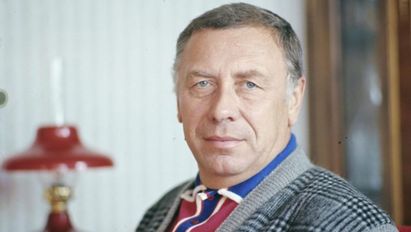 Анатолий Папанов (1922—1987), озвучивавший Волка