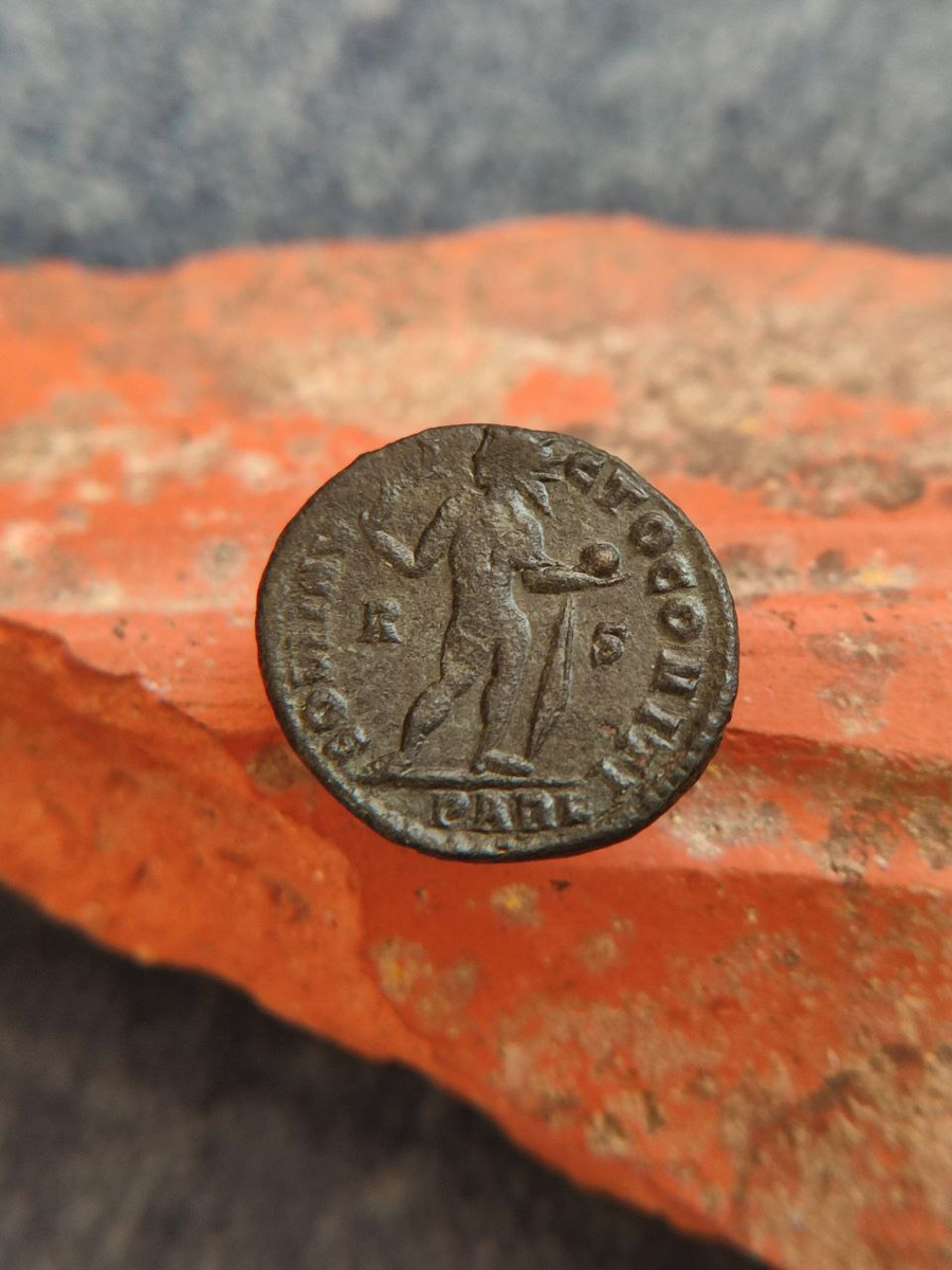 Античная монета Константина Великого, монетный двор Арль, реверс