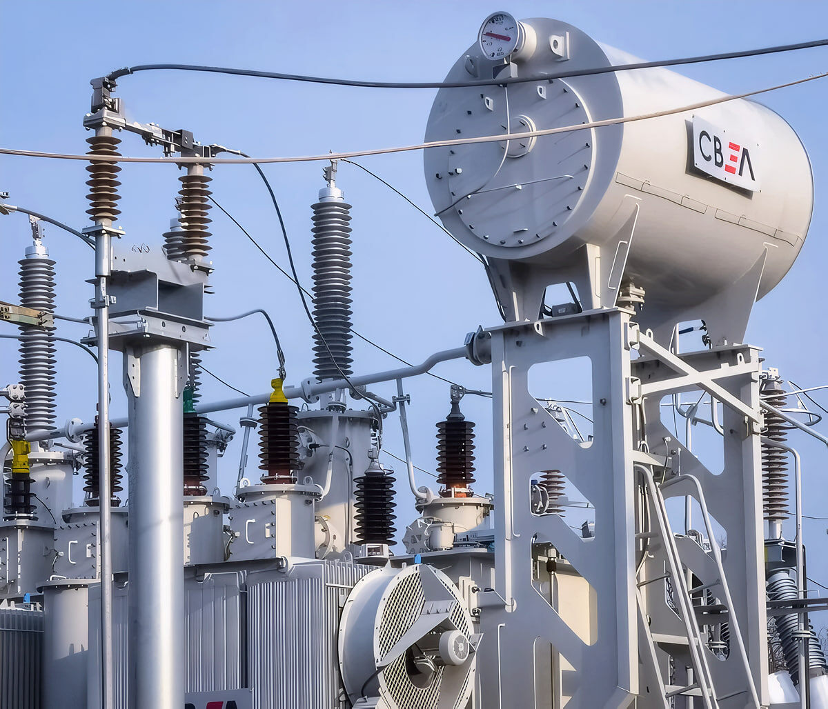 Компания «Россети Северный Кавказ» увеличила более чем в 3 раза – до 4,8 МВт объем присоединения к сети Минераловодского полимерного завода. Источник фото: официальный сайт компании «Россети Северный Кавказ».