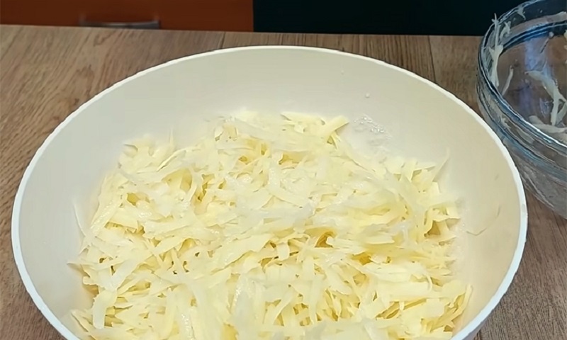 Пирог без теста на каждый день: картофельная корка, сочная начинка и быстрый ужин на сковороде