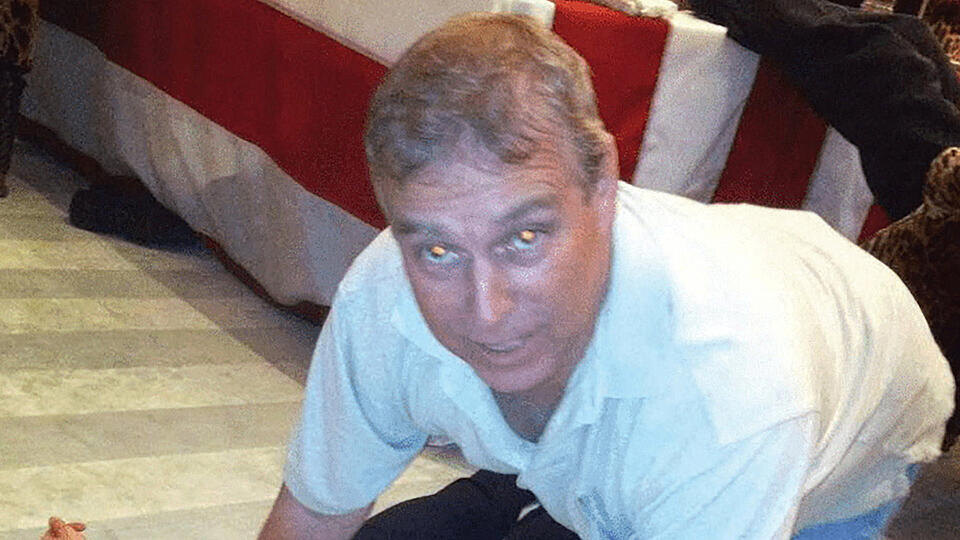     Sky News подтвердил визит принца Эндрю в особняк Эпштейна в Нью-Йорке REUTERS/U.S. Justice Department/Handout