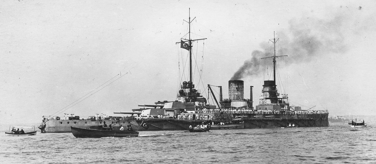 Линейный крейсер «Султан Явуз Селим» (нем. «Гебен»).